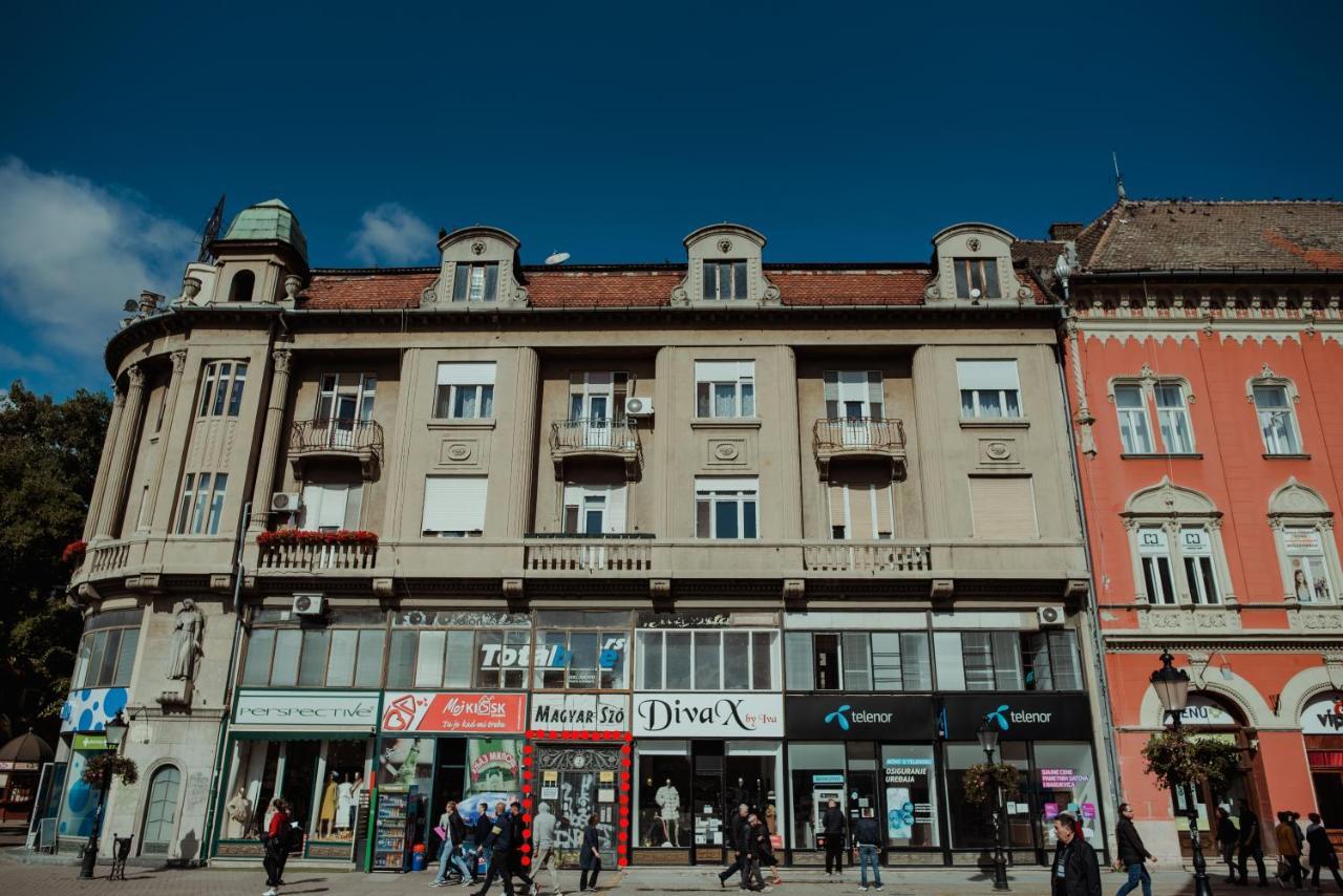 Appartement Opera 1 à Subotica Extérieur photo
